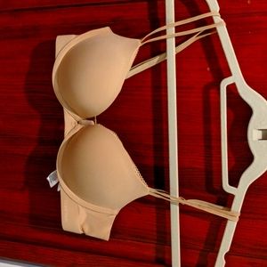 Calvin Klein Liquid touch push up plunge bra